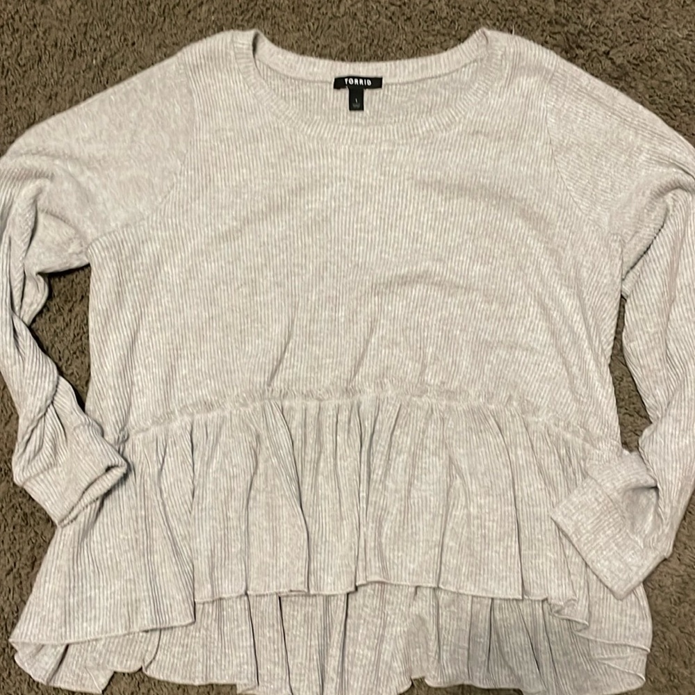 Torrid gray hacci tiered top